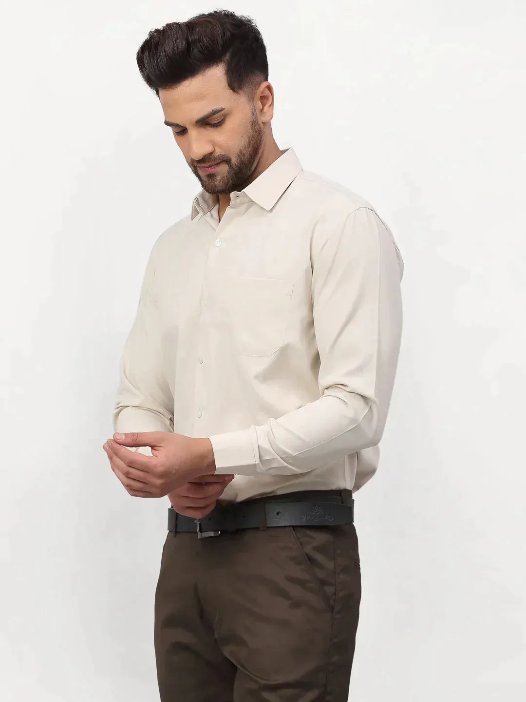 Men's Beige Solid Formal Shirts - Taantav