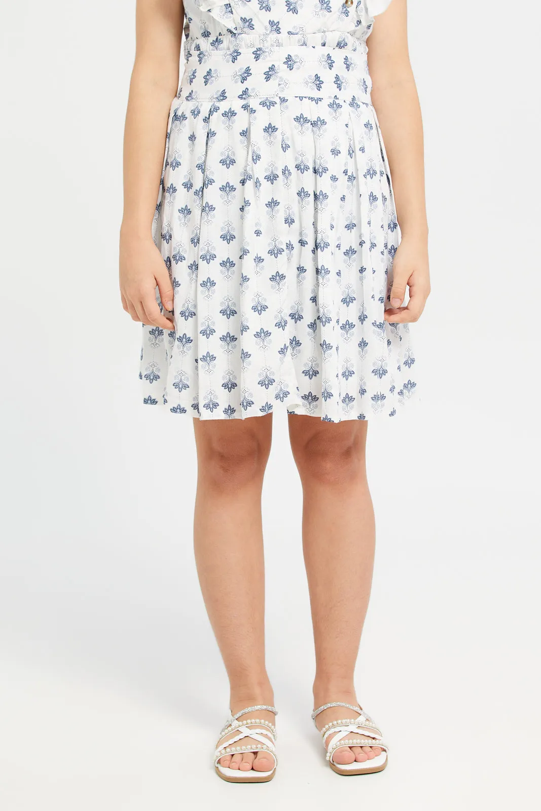 Senior Girls White And Blue Floral print Pleated Skirt